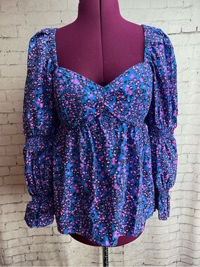 Lilly Pulitzer size 10 Preslee Growl and prowl blue blouse